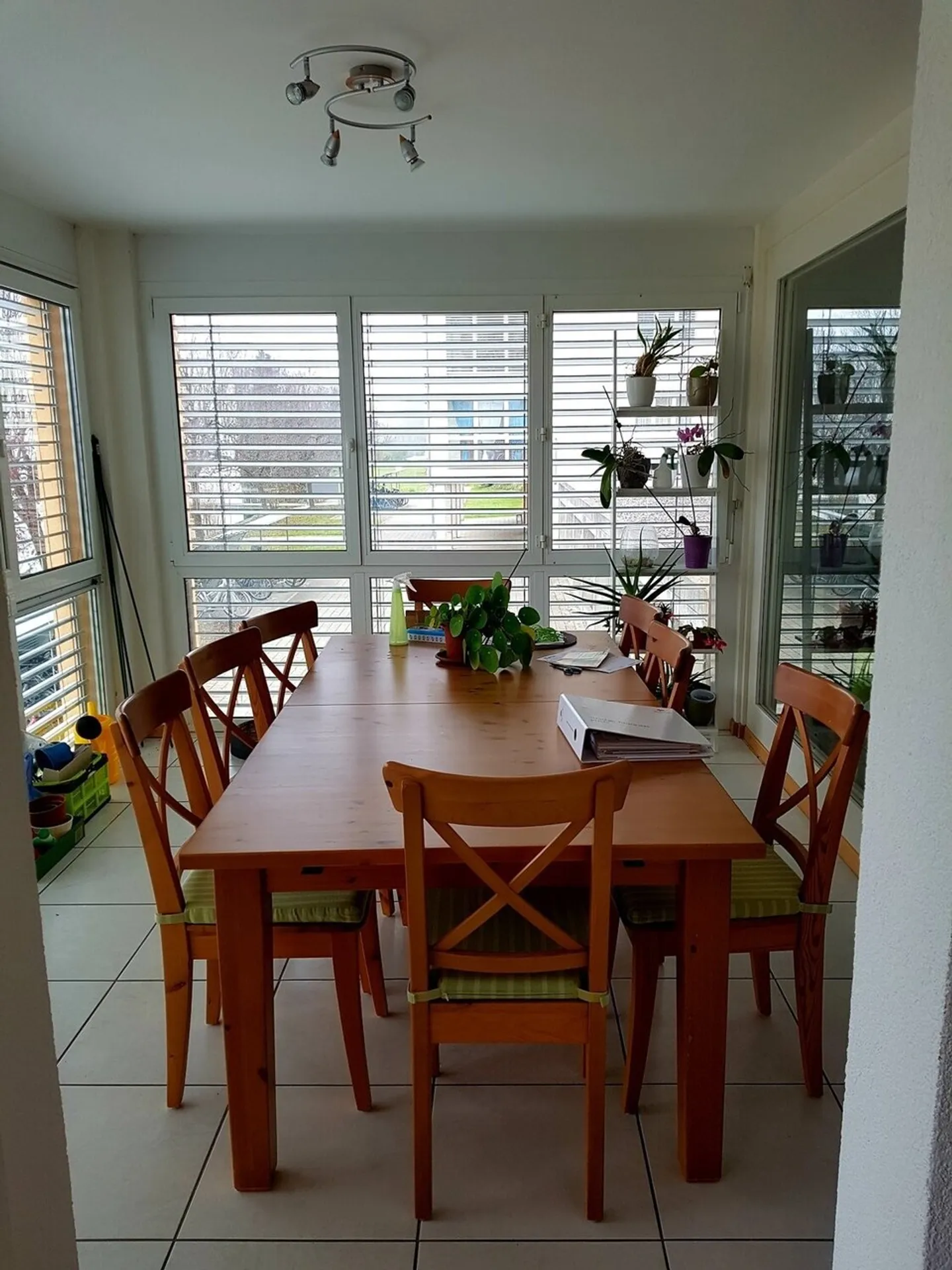 SUPERBE LOGEMENT LUMINEUX, SPACIEUX ET IDEALEMENT SITUE - Photo 3 sur 9