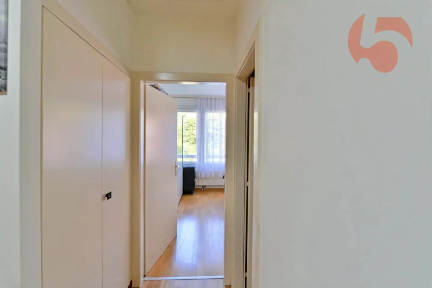 2,5 Zimmer in Chailly-Montreux mit sofortiger Rendite - Foto 6 von 12