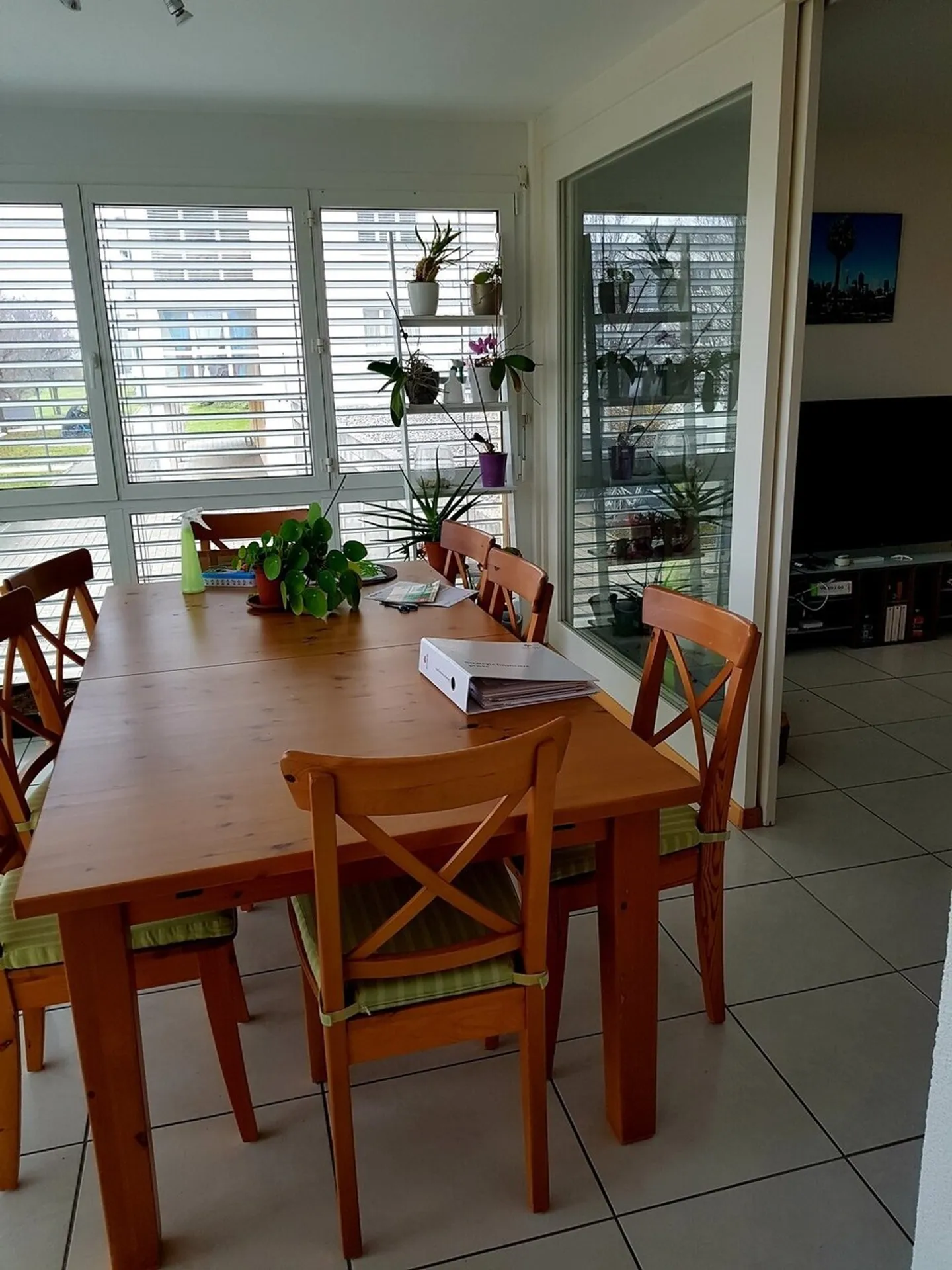 SUPERBE LOGEMENT LUMINEUX, SPACIEUX ET IDEALEMENT SITUE - Photo 9 sur 9