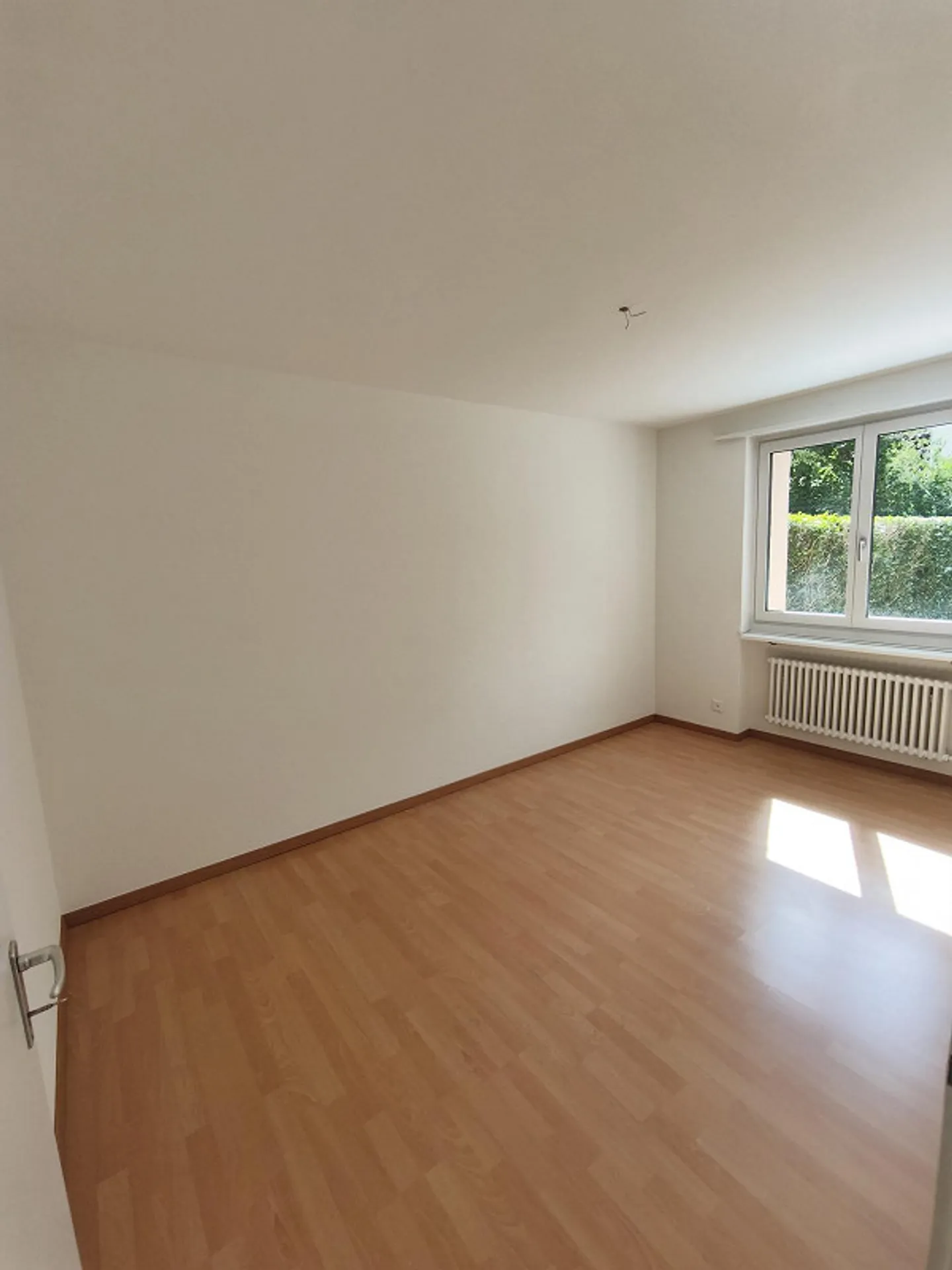 Light-flooded living in a quiet location - Photo 8 of 9
