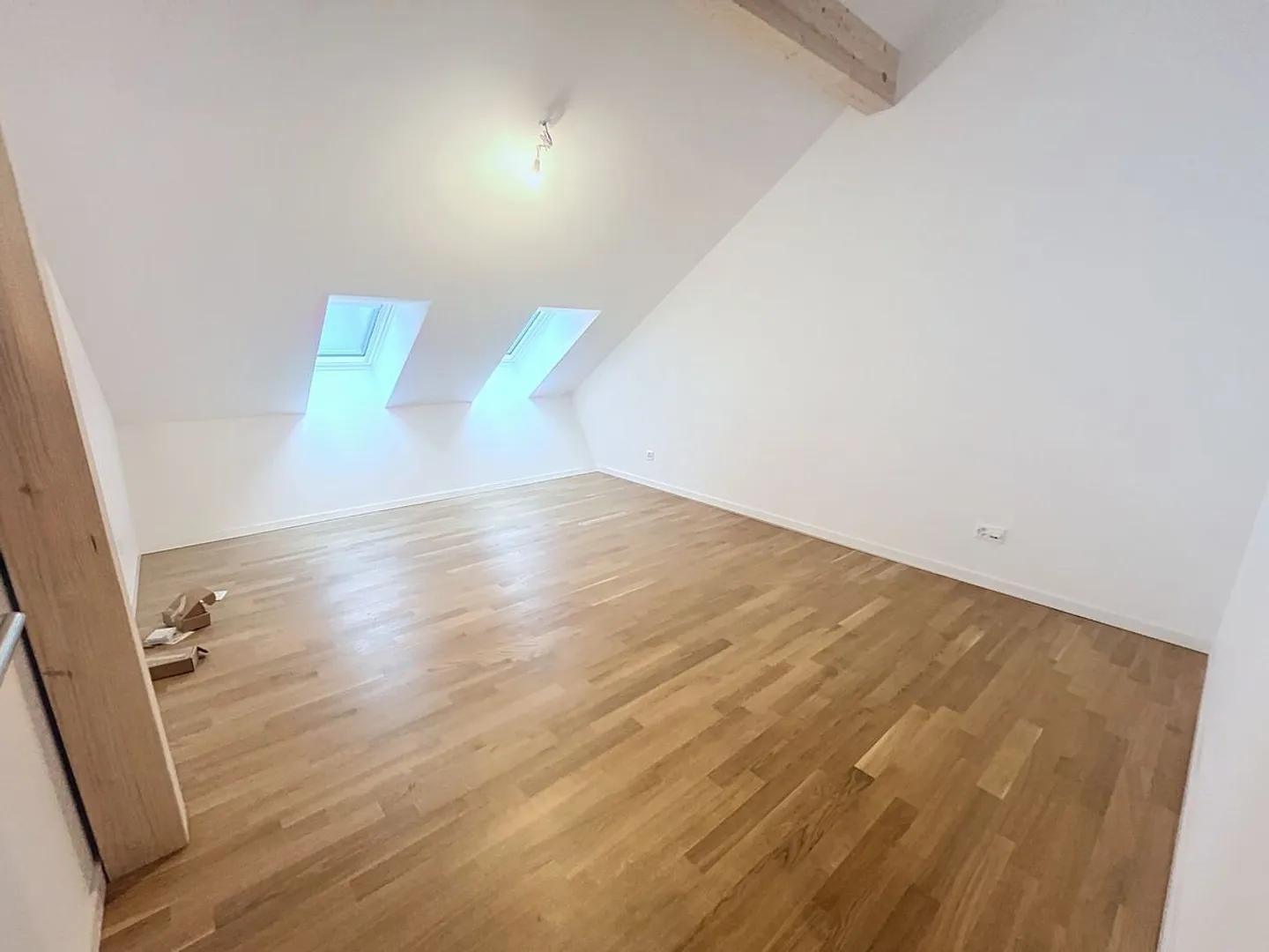 Duplex-Penthouse mit 4,5 Zimmern - Foto 8 von 12