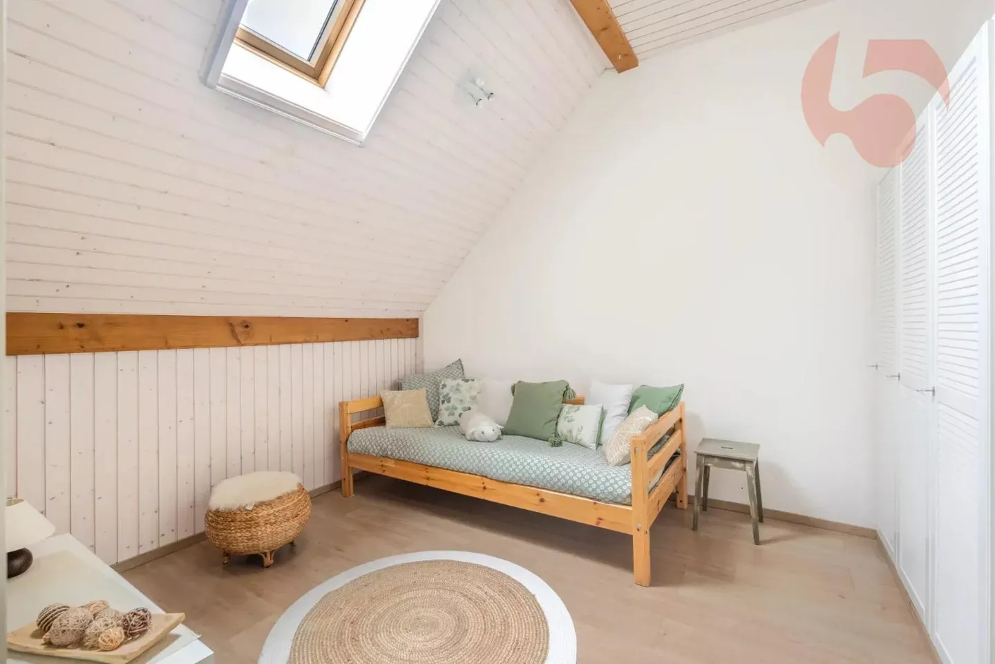 Beautiful renovated village house - Photo 10 of 13