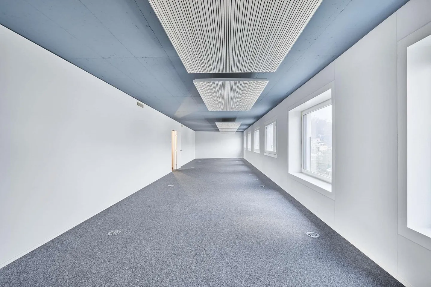 Geräumige Bürofläche mit Entfaltungspotential am Schaffhauser Bahnhof - Foto 2 von 52