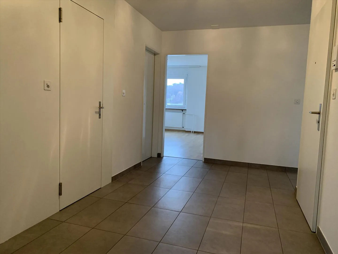 Apartment in beautiful Münchenstein - Photo 1 of 8