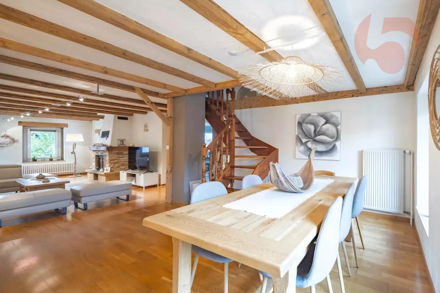 Beautiful renovated village house - Photo 7 of 13