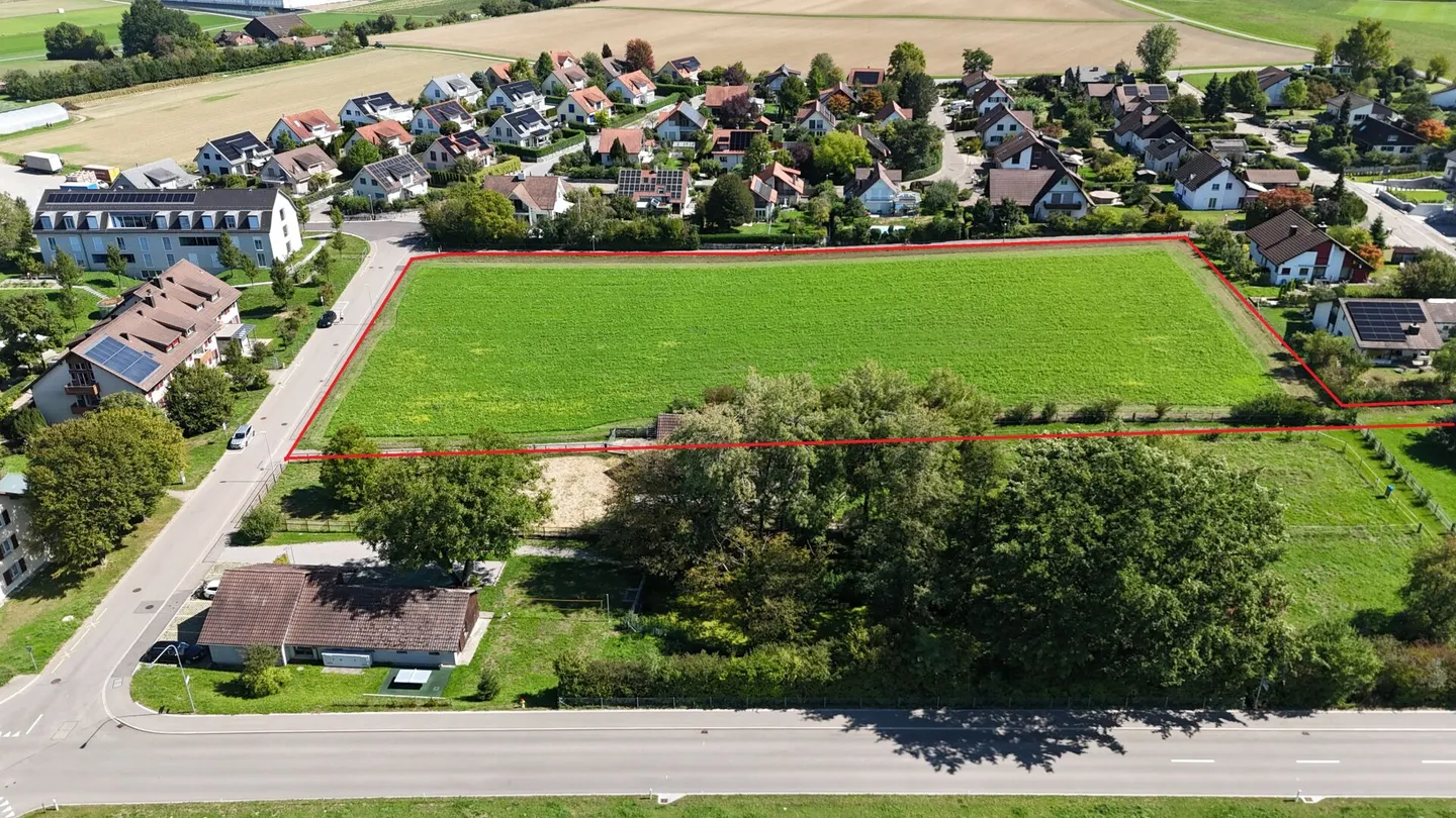 9,391 m2 Building Land in Prime Location! - Photo 2 of 6