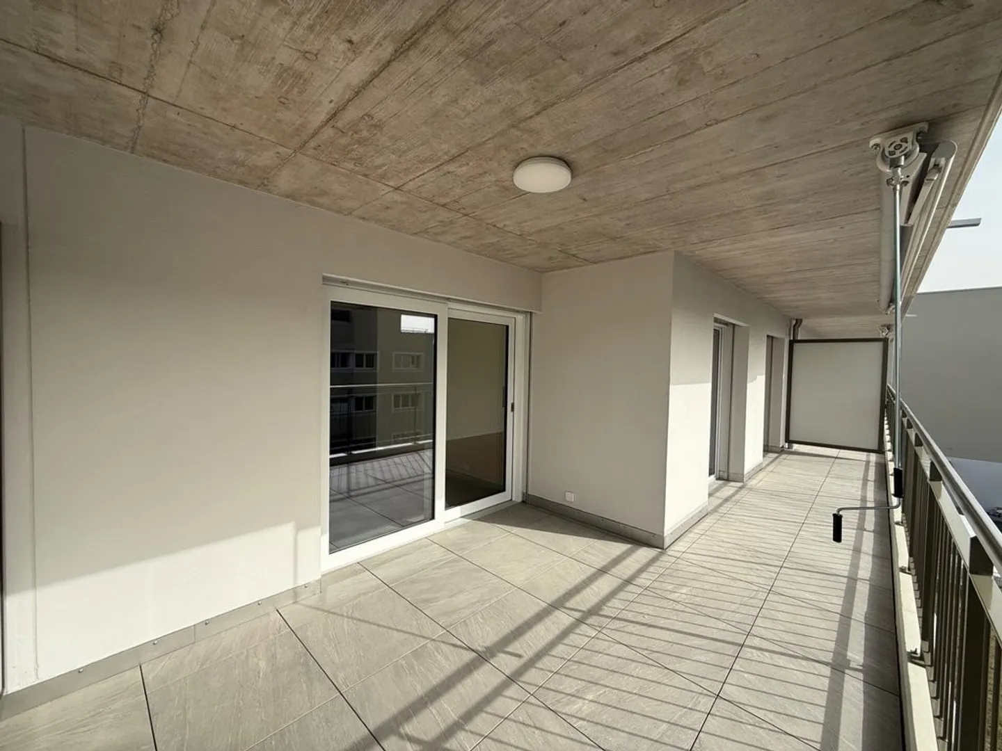 Bellissimo appartamento nuovo di 3,5 locali - Foto 4 di 9