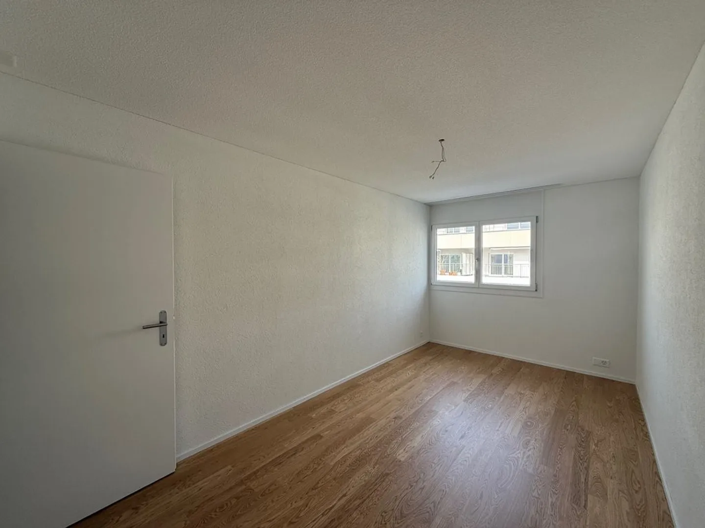 Bellissimo appartamento nuovo di 3,5 locali - Foto 6 di 9