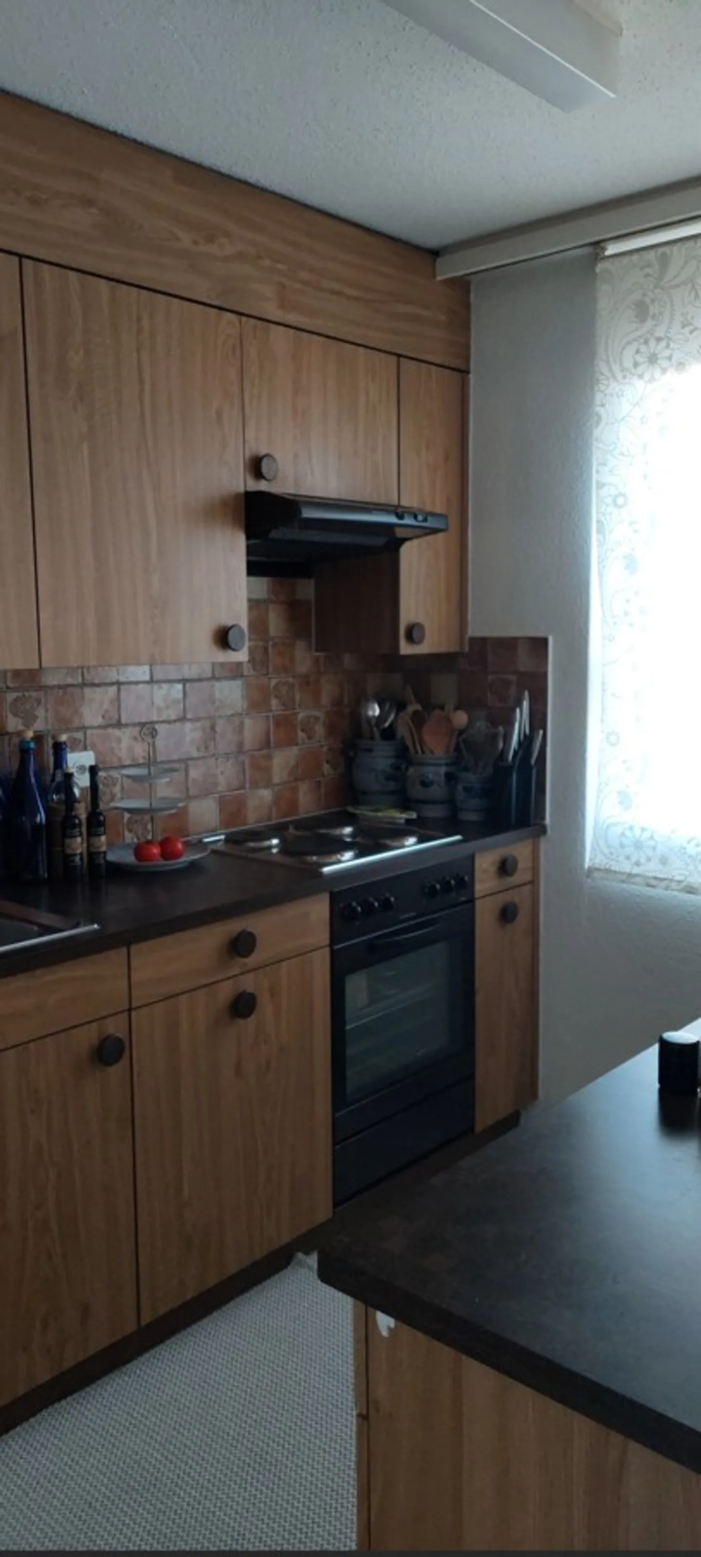 Appartement confortable avec balcon - Photo 3 sur 8