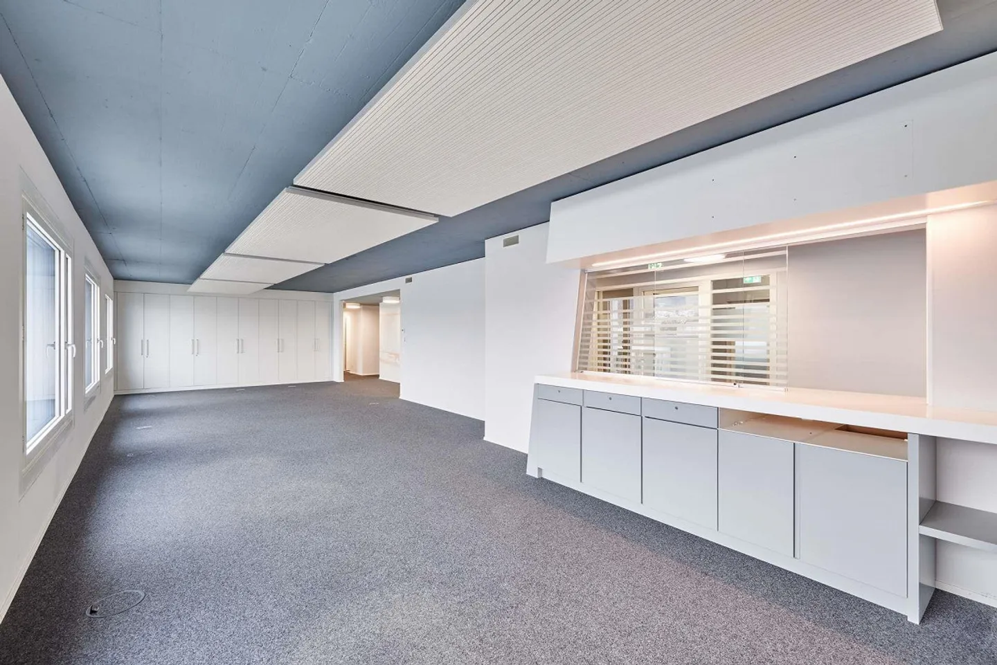 Geräumige Bürofläche mit Entfaltungspotential am Schaffhauser Bahnhof - Foto 34 von 52