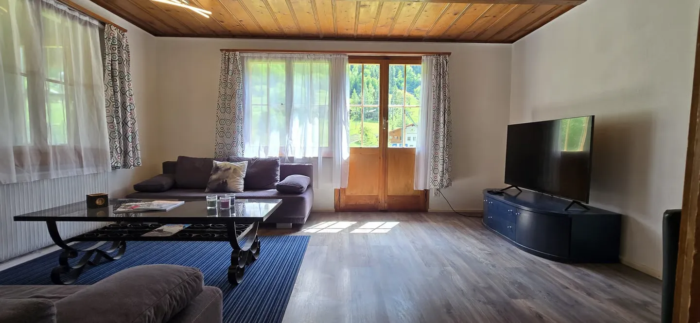 Invest where others dream - Your AirBnB gem in the Bernese Oberland - Photo 10 of 13