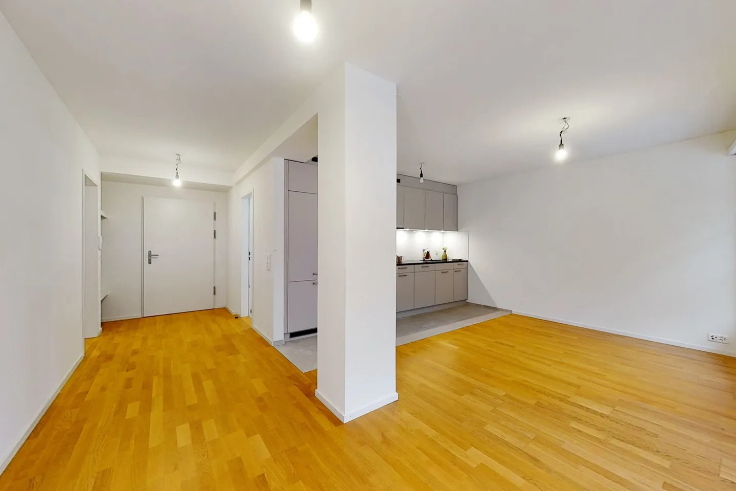 Appartement à louer - Photo 2 sur 10