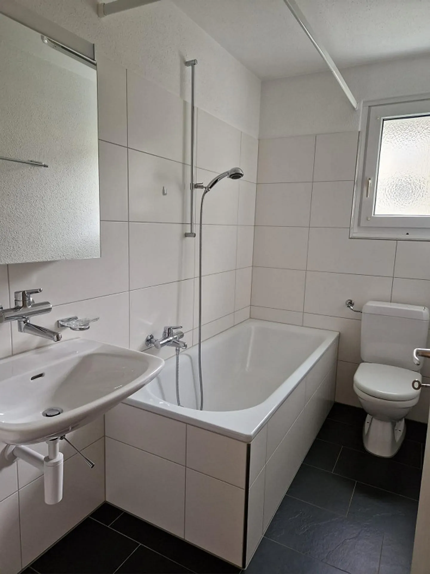 Charmante Wohnung mit Balkon - Foto 5 von 9
