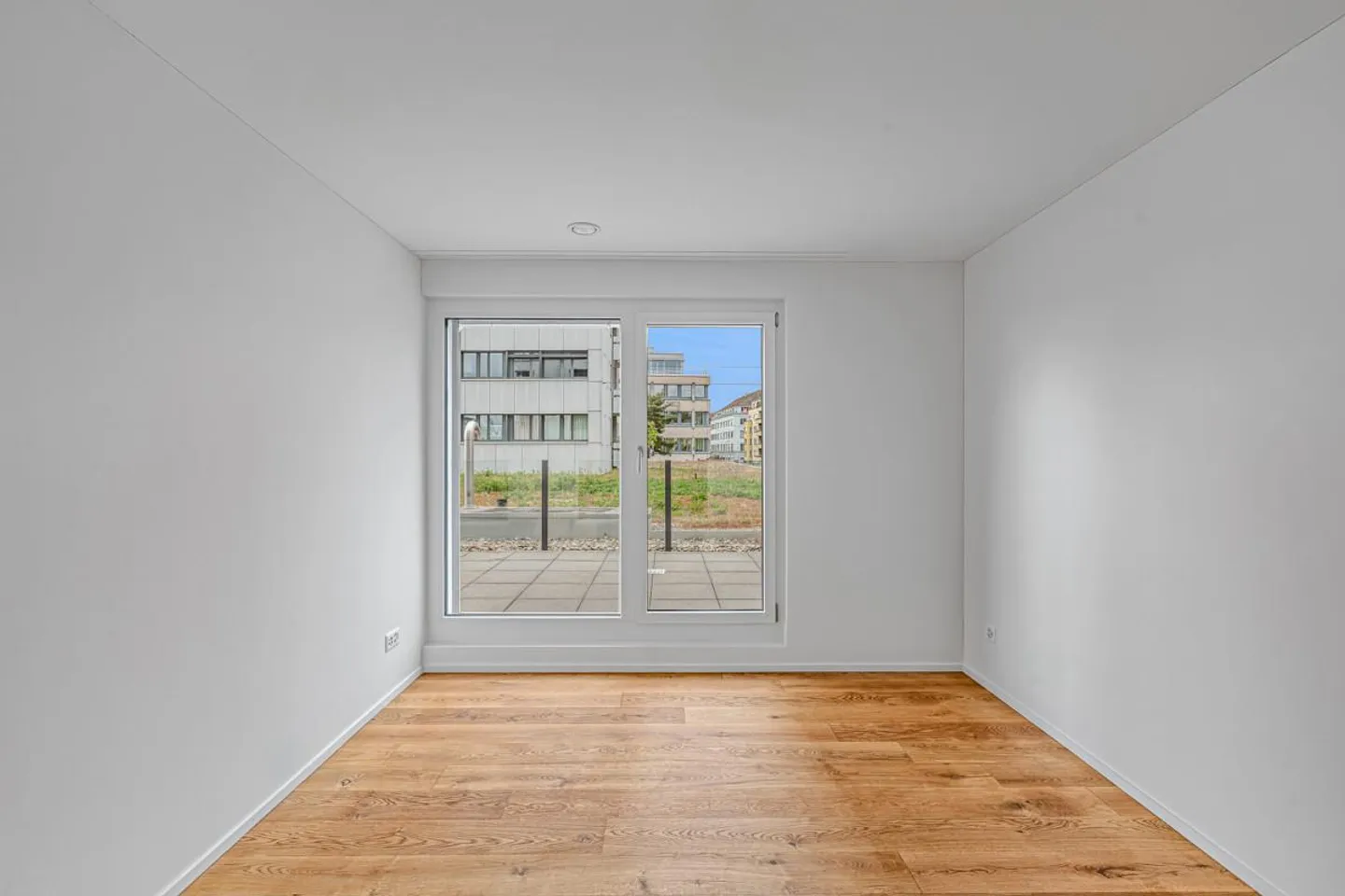 Exklusive 4.5-Zimmer-Eigentumswohnung mit Terrasse und Loggia - Foto 10 von 20