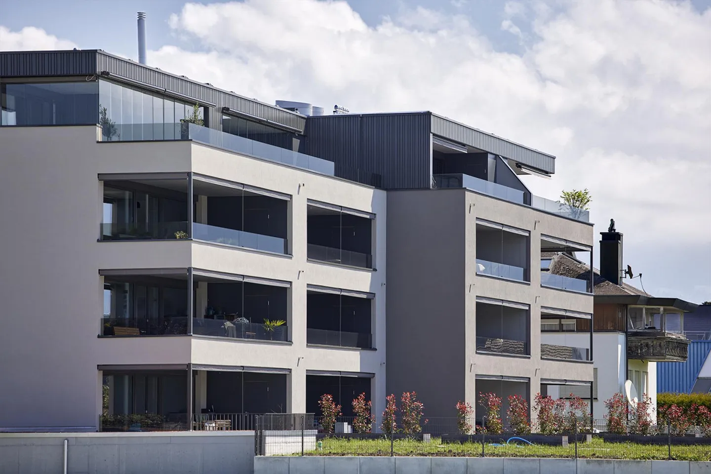 Zu vermieten zentral gelegene neue 4.5 Zimmer Wohnung - Foto 1 von 6