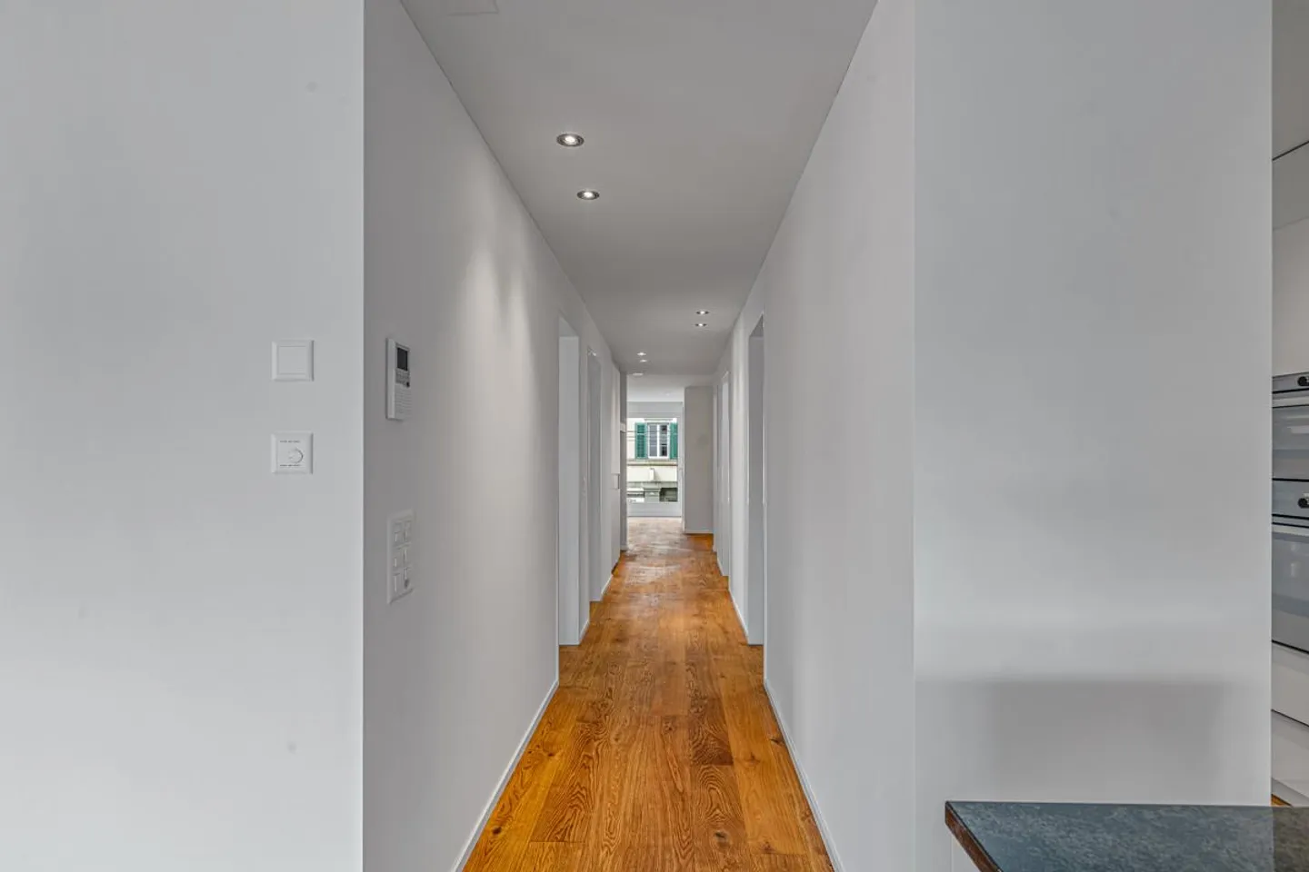 Exklusive 4.5-Zimmer-Eigentumswohnung mit Terrasse und Loggia - Foto 15 von 20