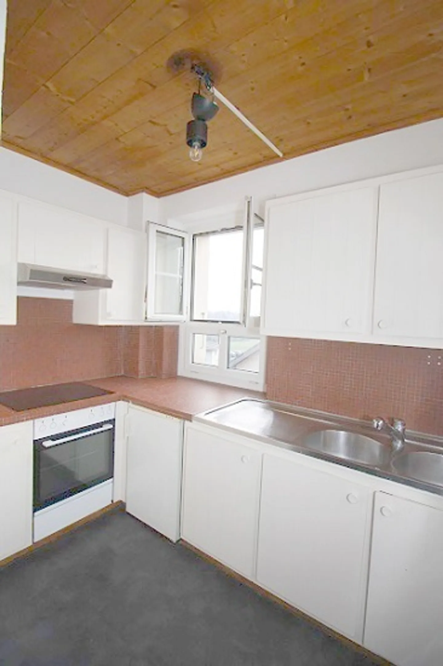 Appartamento di 3½ stanze al 2° piano - Foto 3 di 8