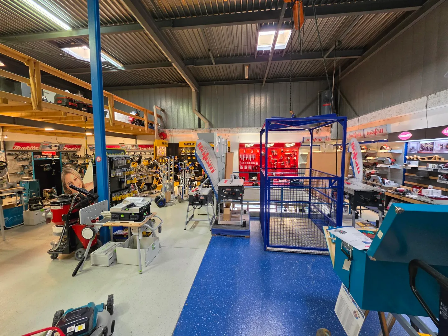 Vielseitige Gewerbefläche - Foto 1 von 11