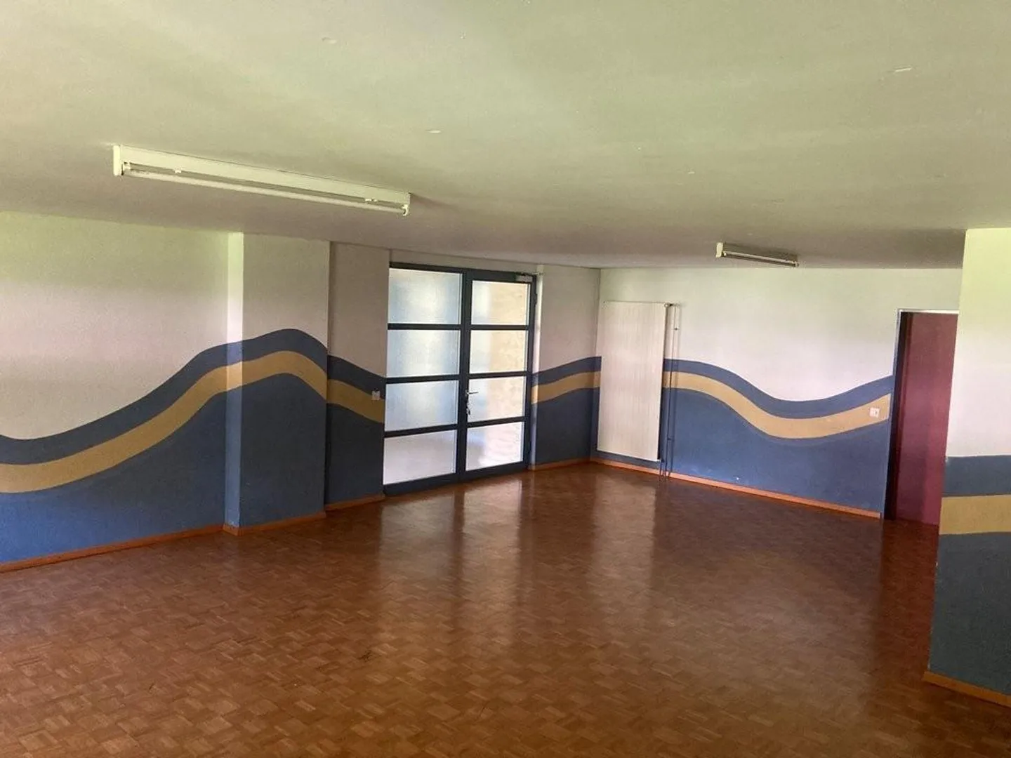 SPACIOUS HOBBY/STORAGE ROOM FOR RENT - Photo 2 of 4