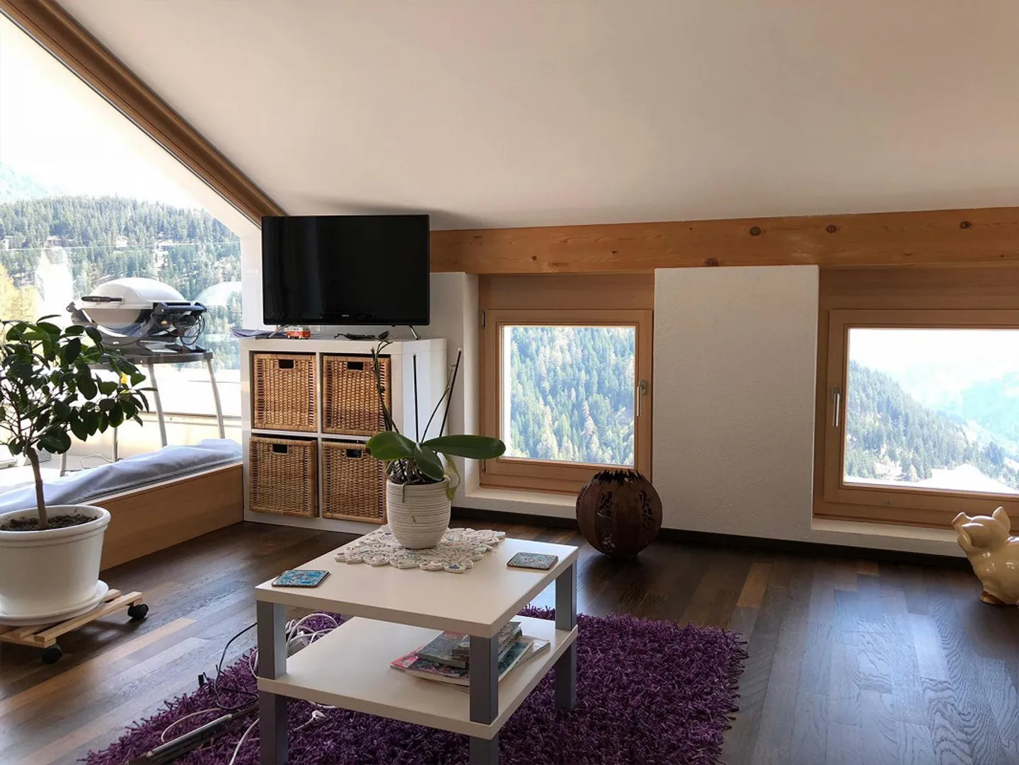 3.5-room penthouse apartment with panoramic view - Photo 2 of 8