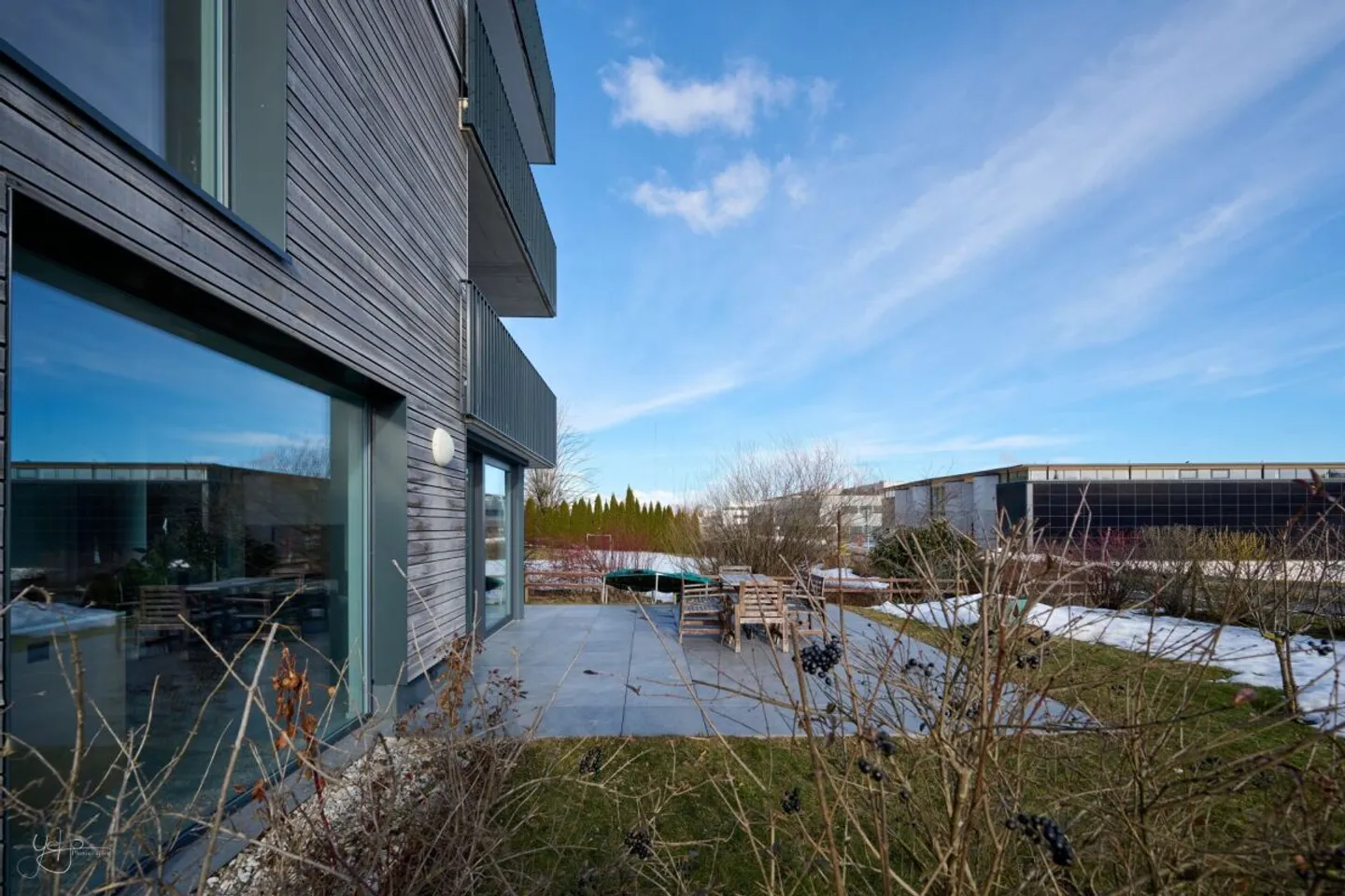 Sehr schönes neues 5,5-Zimmer-Apartment mit Garten - Photo 11 of 13