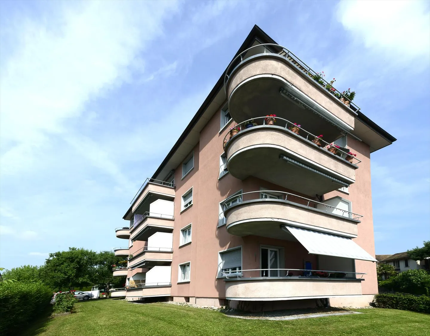 A pleasant living environment - Photo 1 of 3