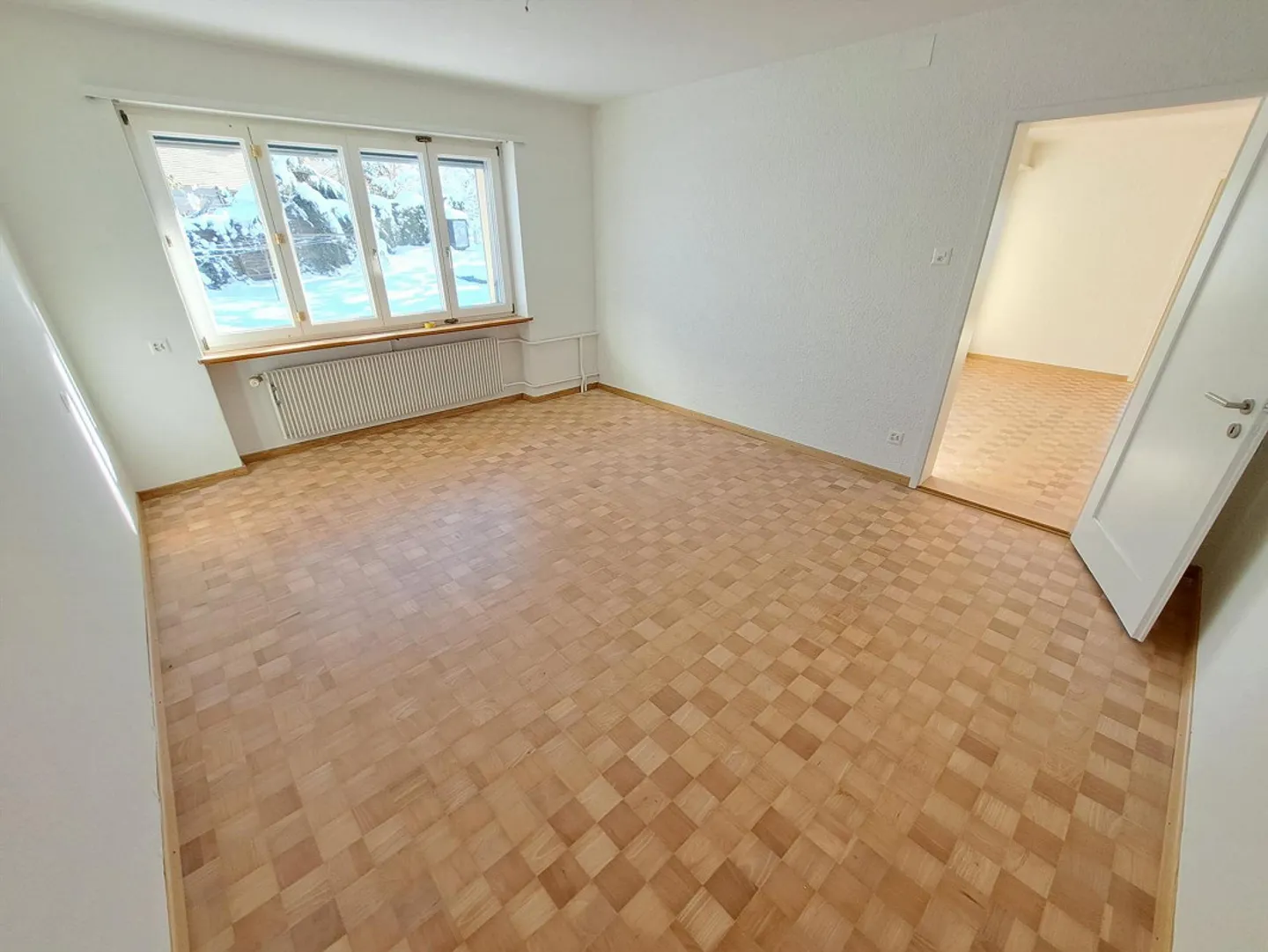 Spacious 5-room apartment in Teufen - freshly renovated! - Photo 9 of 12