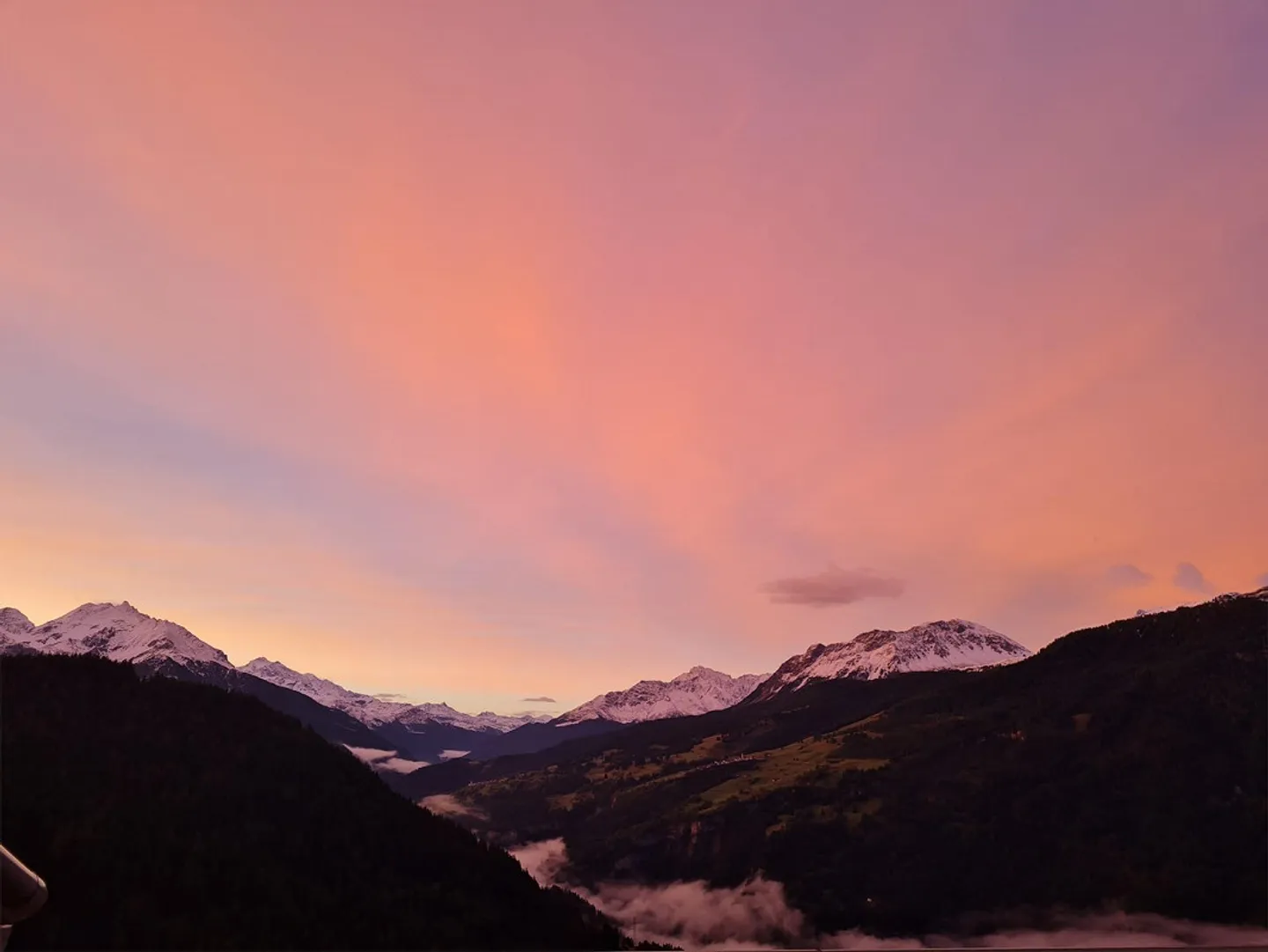 3.5-room penthouse apartment with panoramic view - Photo 8 of 8