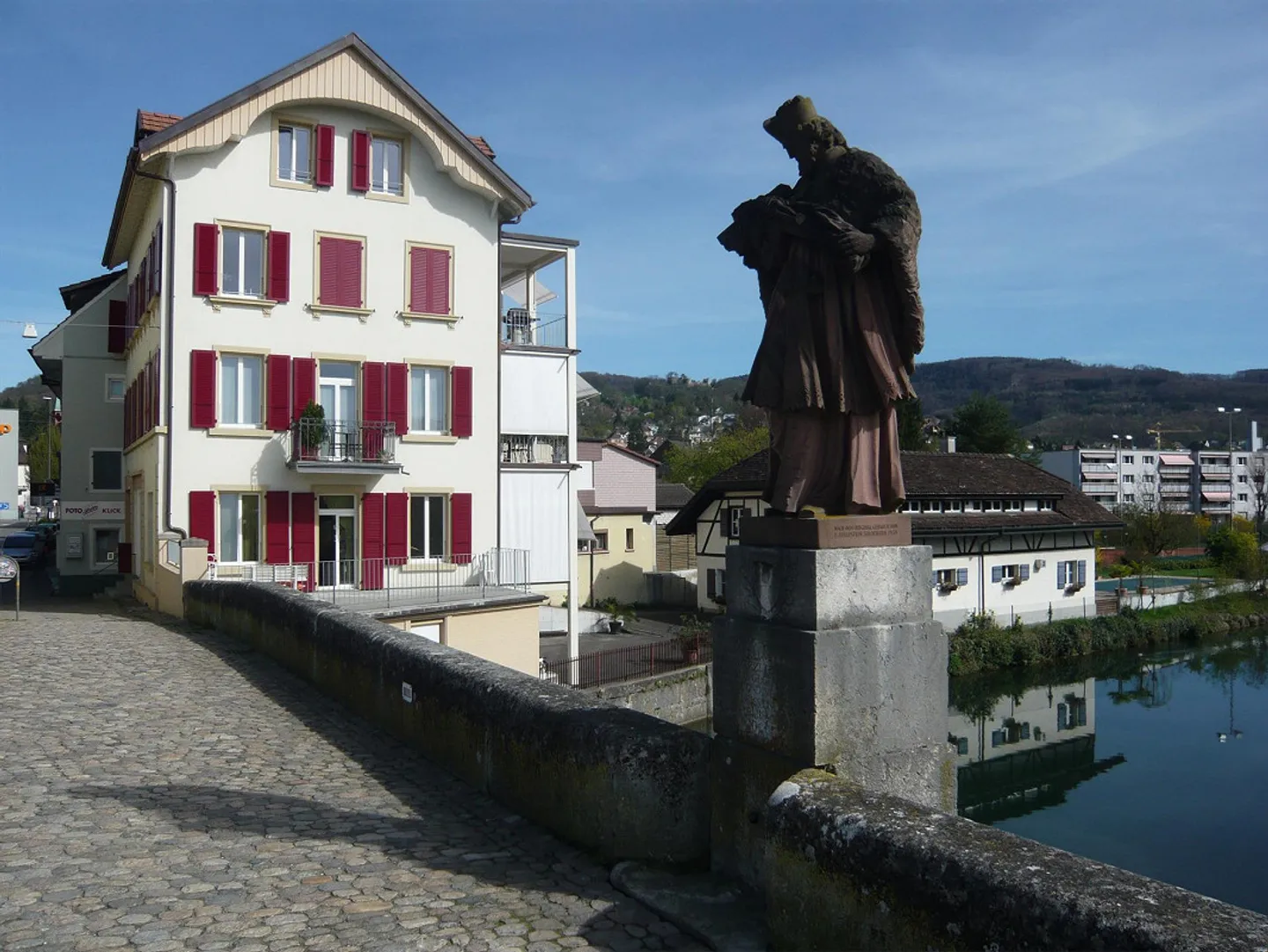 Appartamento arredato 2.5 stanze con giardino d'inverno e area salotto per affitti a breve termine - Foto 7 di 7