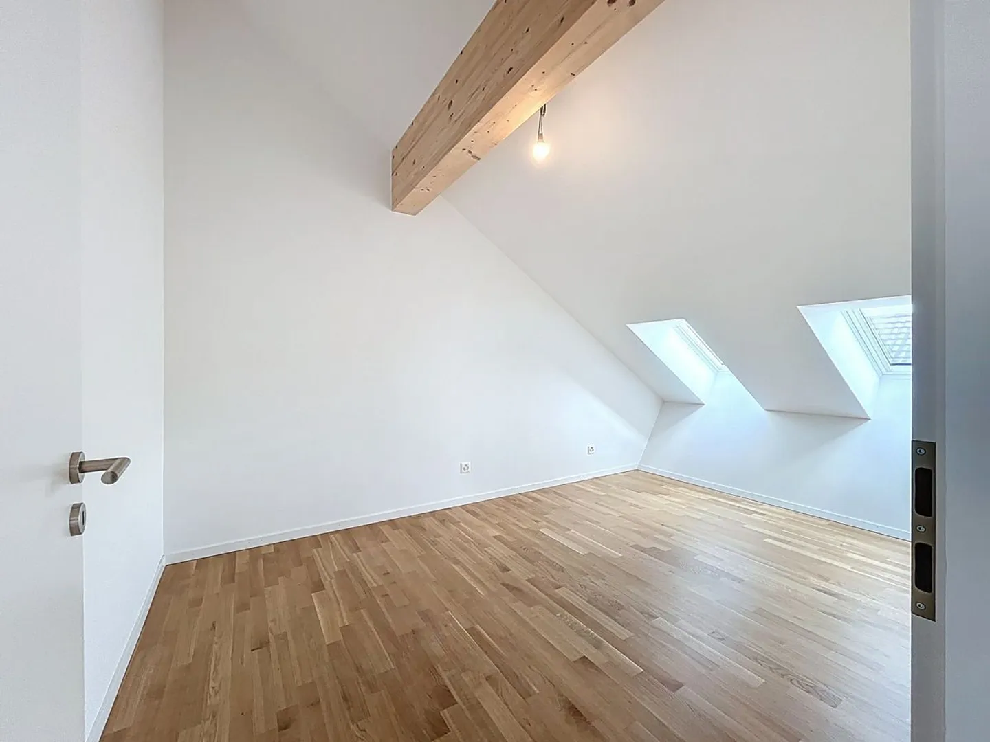 5,5-Zimmer-Duplex in der obersten Etage - Foto 5 von 13