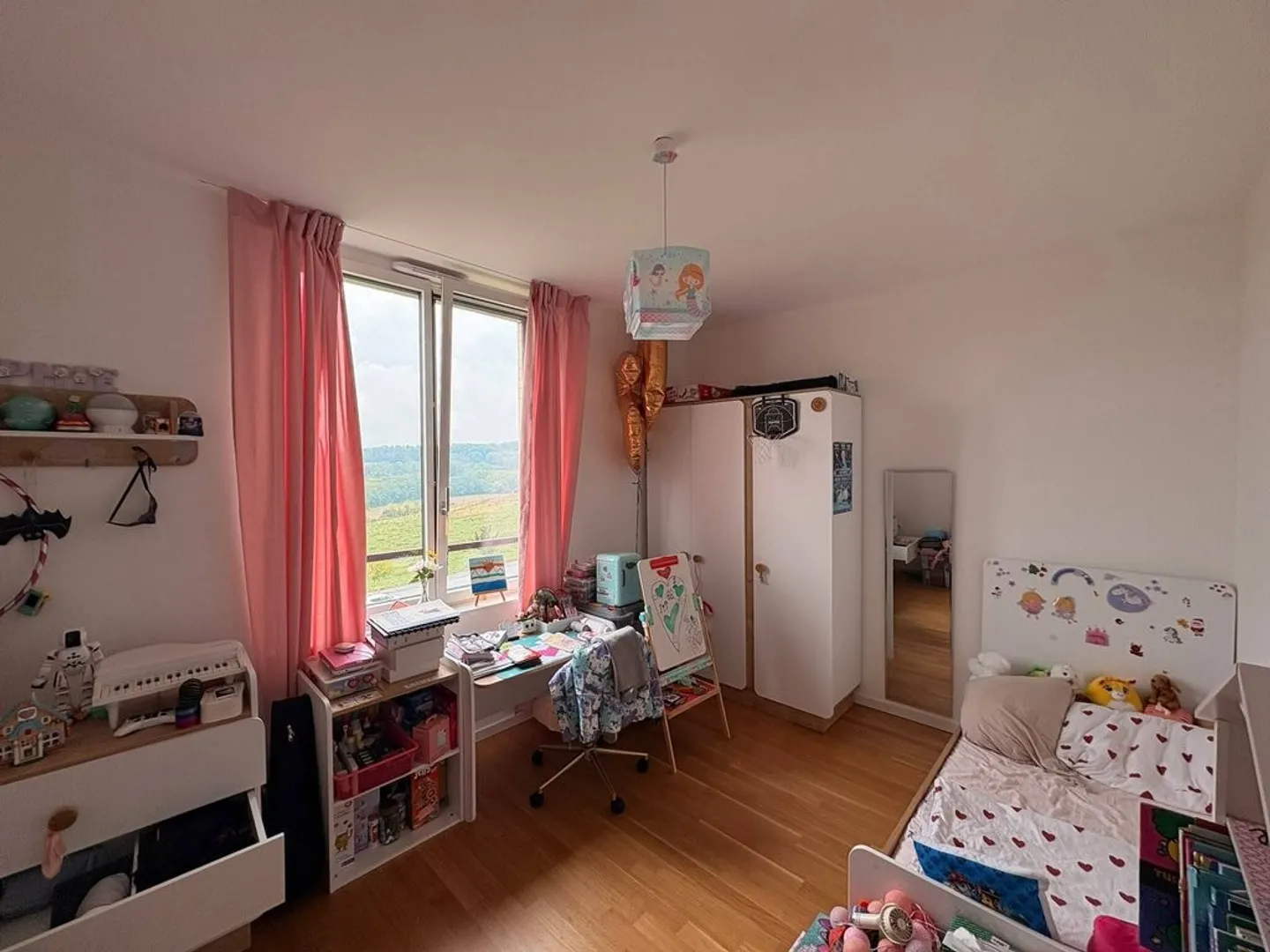 Modern Apartment in Bussigny - Photo 4 of 5