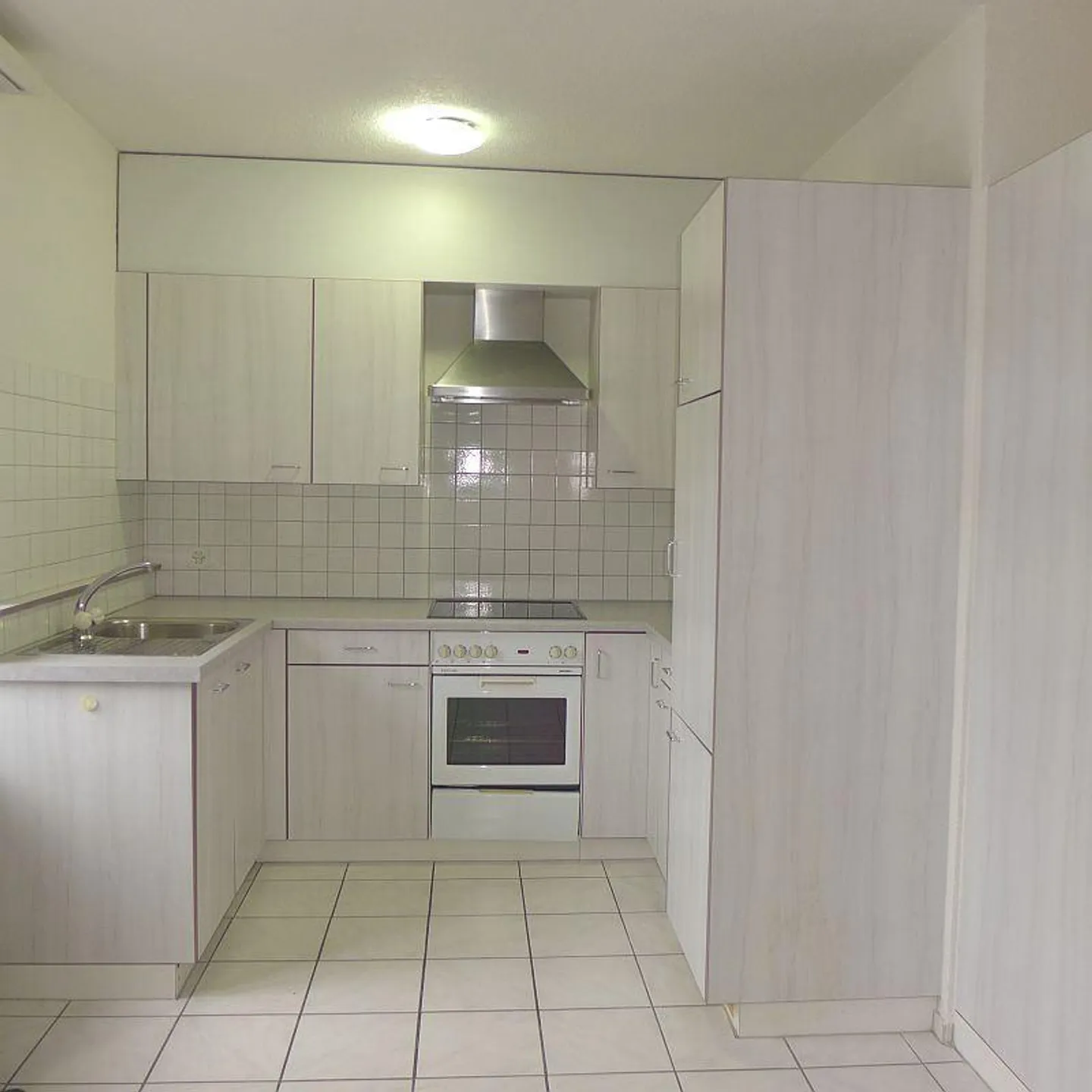 Urban Living in a Trendy Location! - Photo 3 of 9