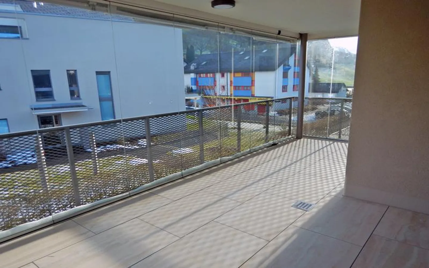 Attraktiv - Modern - Grosszügig - Foto 5 von 5