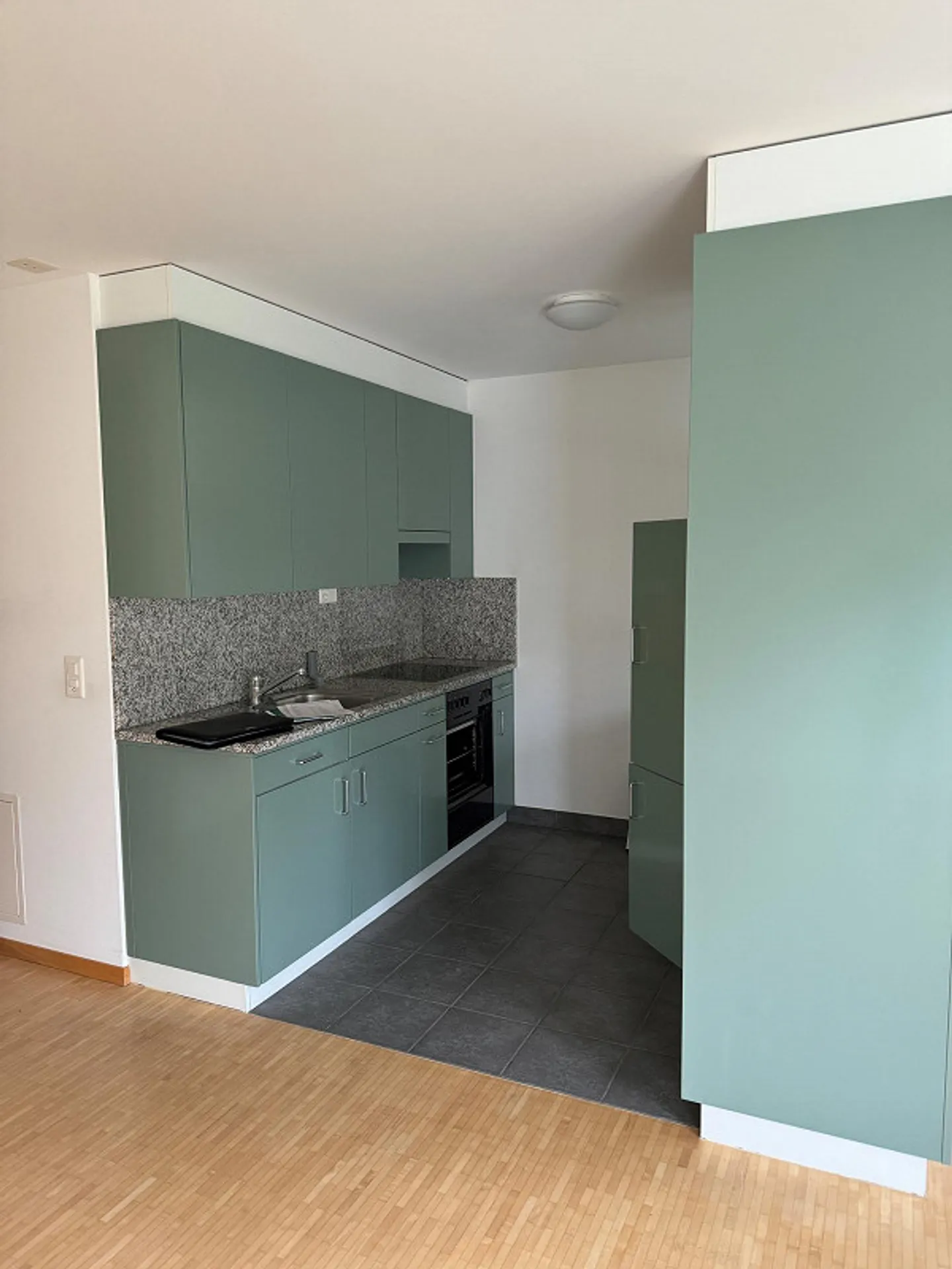 2.5-Zimmer-Alterswohnung 3. OG an ruhiger und idyllischer Lage - Foto 2 von 10