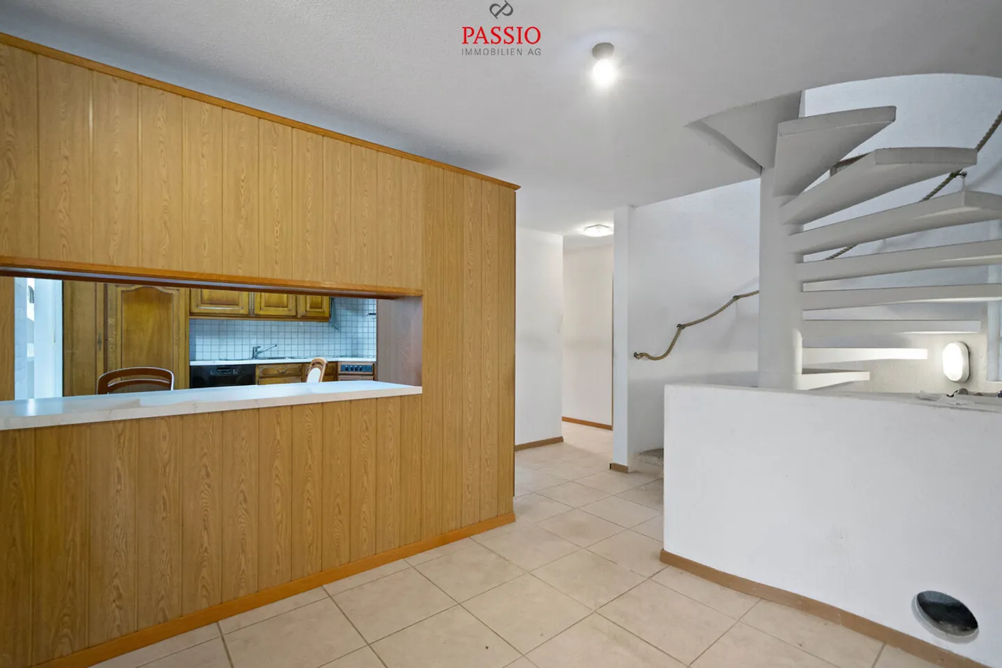 4,5-Zimmer Haus mit Studio-Wohnung und Entwicklungspotenzial - Foto 5 von 21