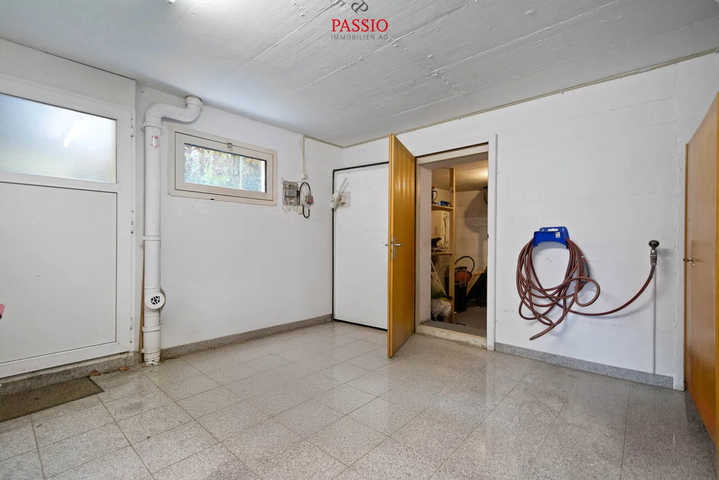 4,5-Zimmer Haus mit Studio-Wohnung und Entwicklungspotenzial - Foto 16 von 21