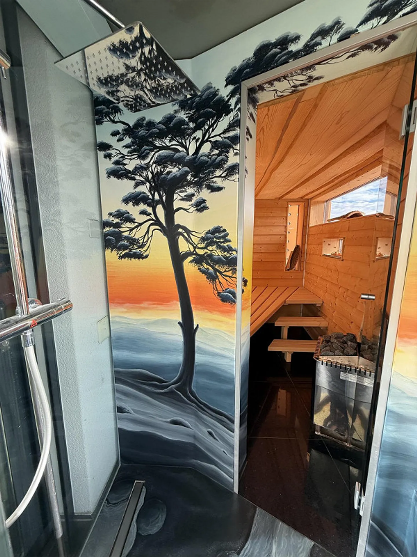 Splendid penthouse 4.5 rooms in Losone also as a secondary residence - Photo 16 of 19