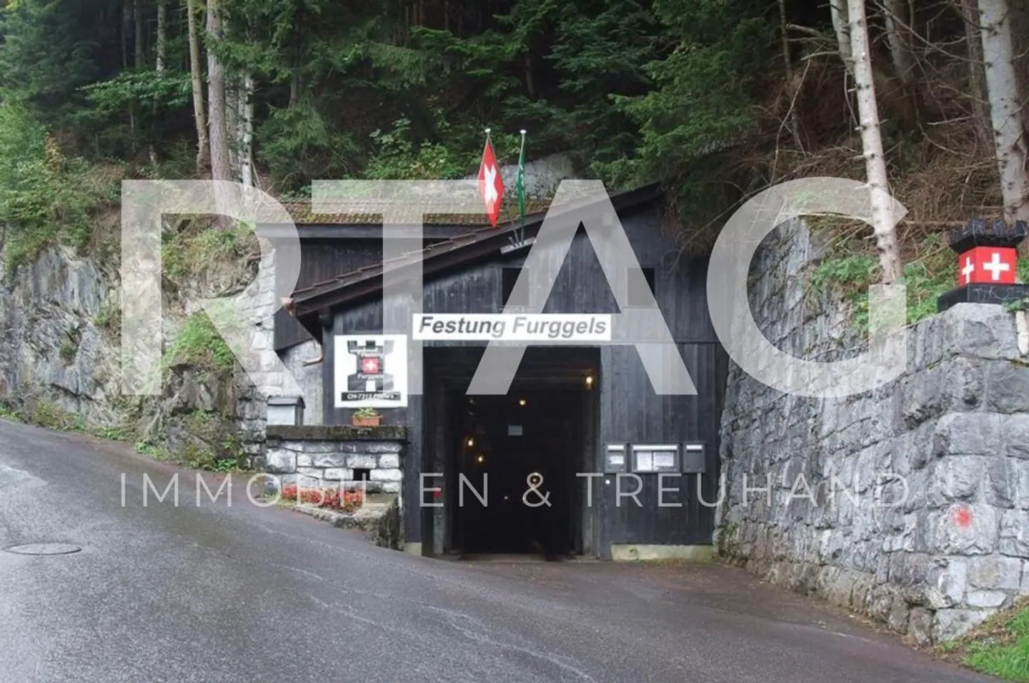 Salles de stockage - Photo 1 sur 11