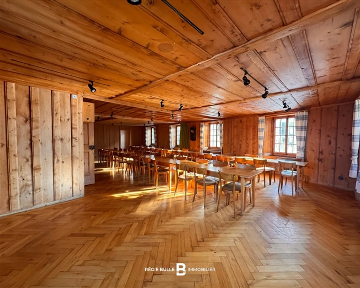 «Lessoc – Charmantes Dorfrestaurant zu Mieten» - Foto 7 di 20