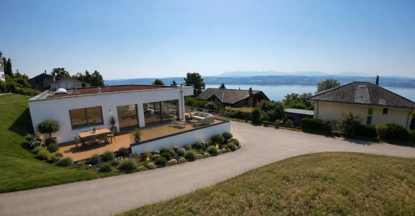Individual villa with lake view - Photo 6 of 13