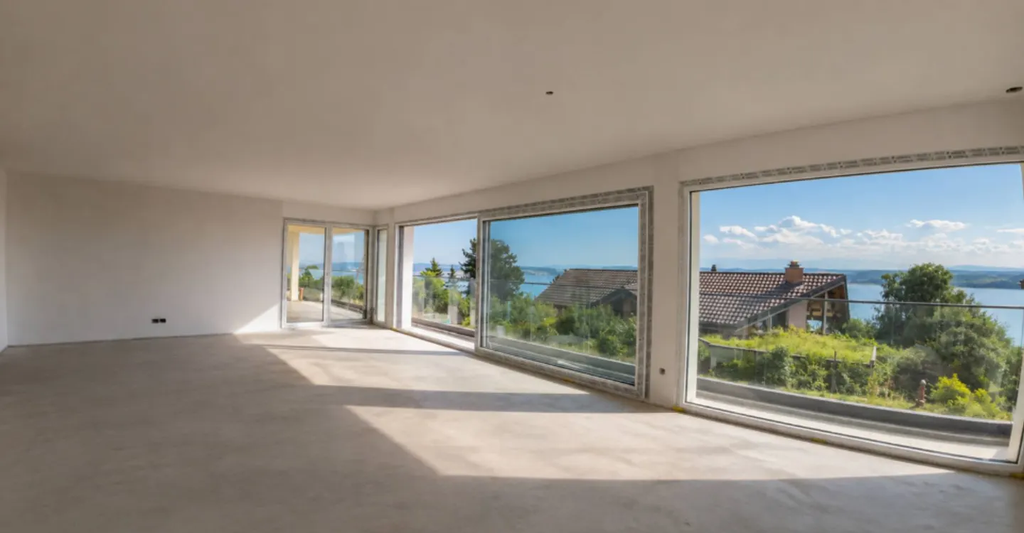 Individual villa with lake view - Photo 9 of 13