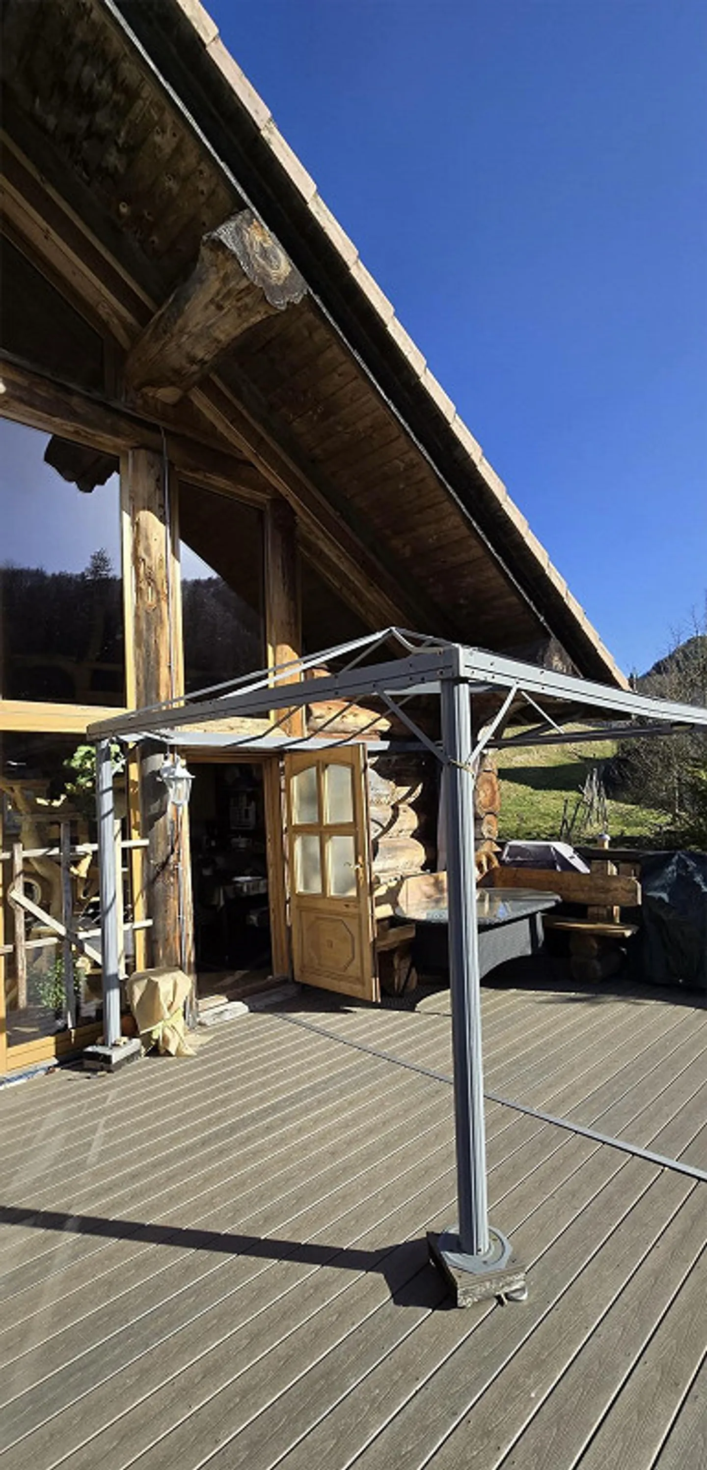 Bellissima casa in legno del 2007 in vendita - Foto 2 di 21