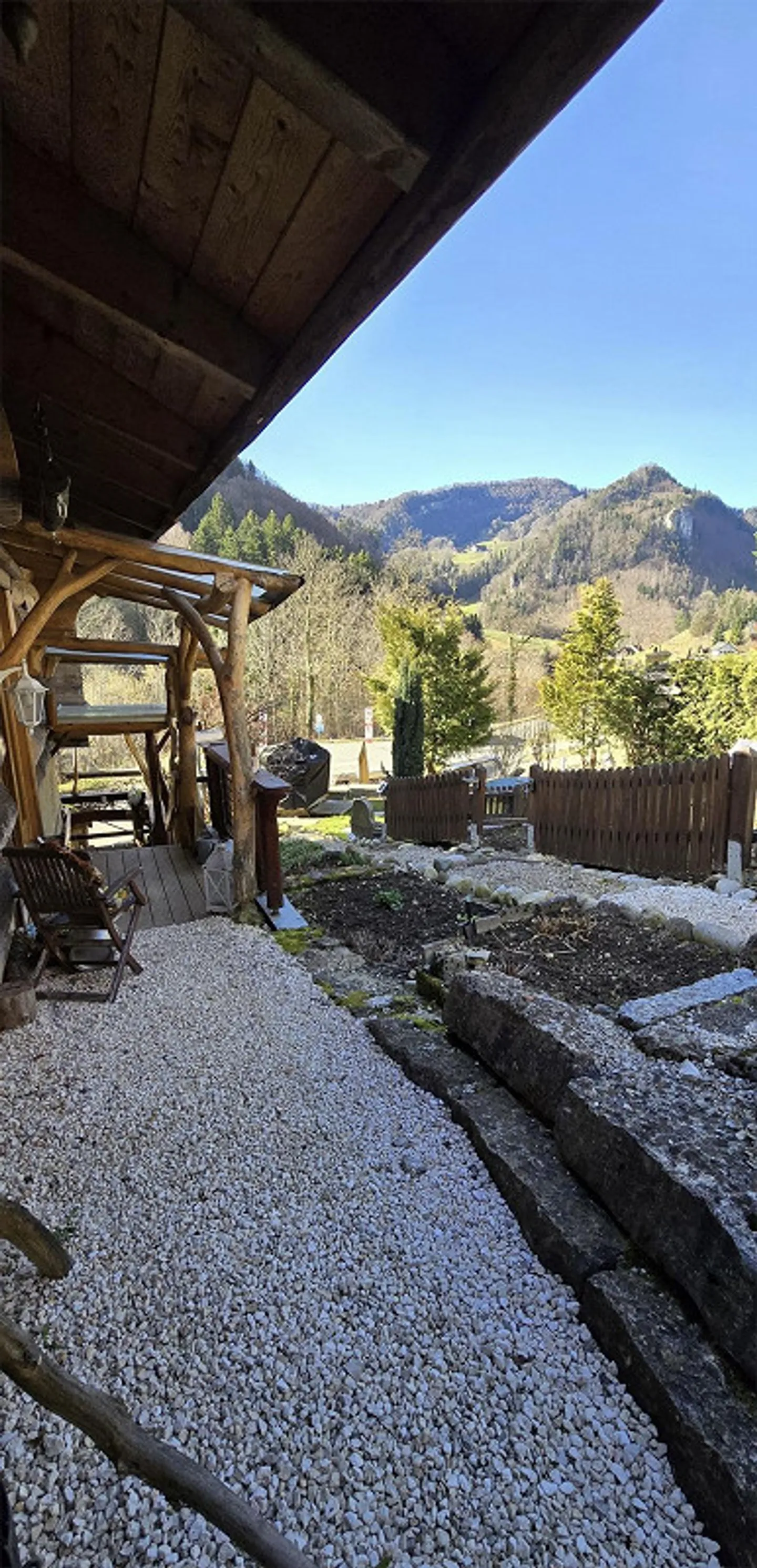 Bellissima casa in legno del 2007 in vendita - Foto 12 di 21
