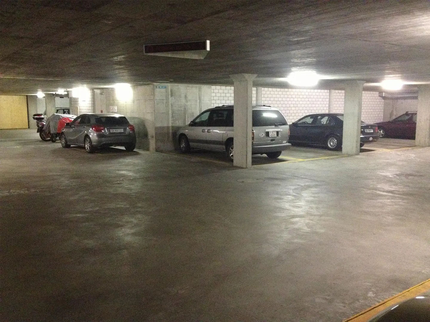 Motorrad Abstellplatz - Foto 2 von 2