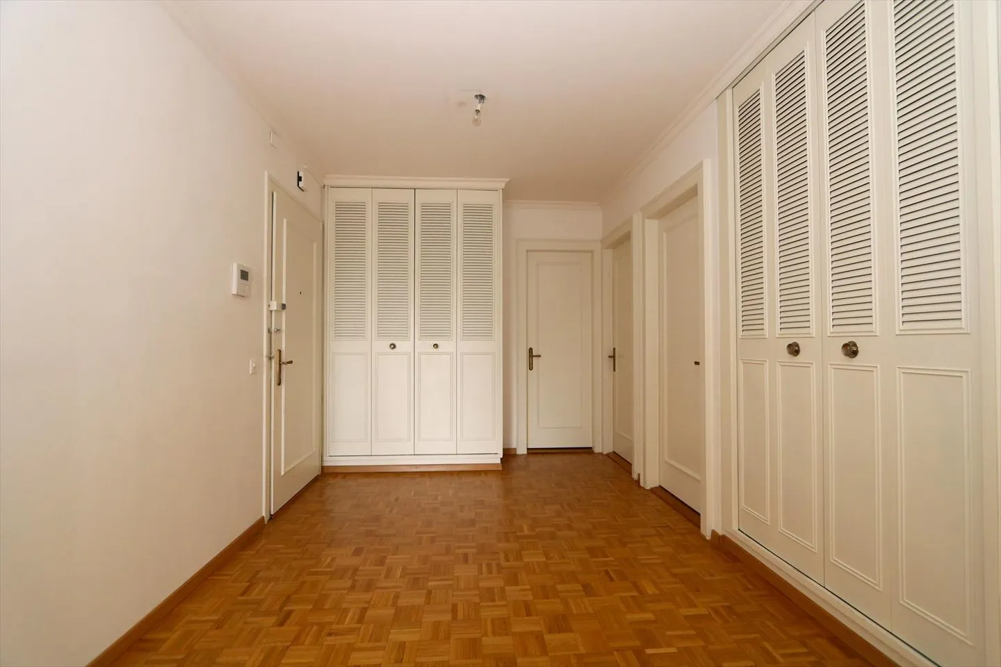 Ampio appartamento di 5 stanze a Champel - Foto 8 di 13