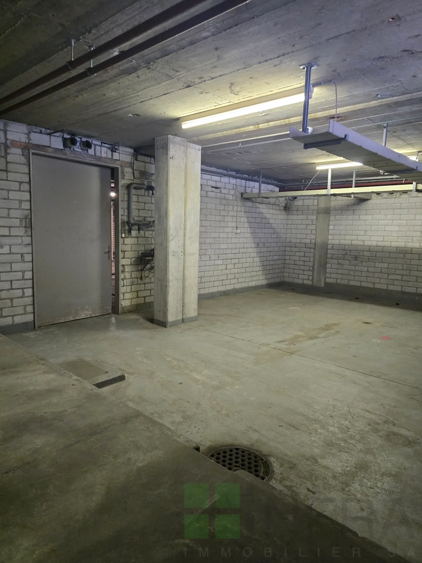 Dépôt de location de 45 m2 - Photo 4 sur 4