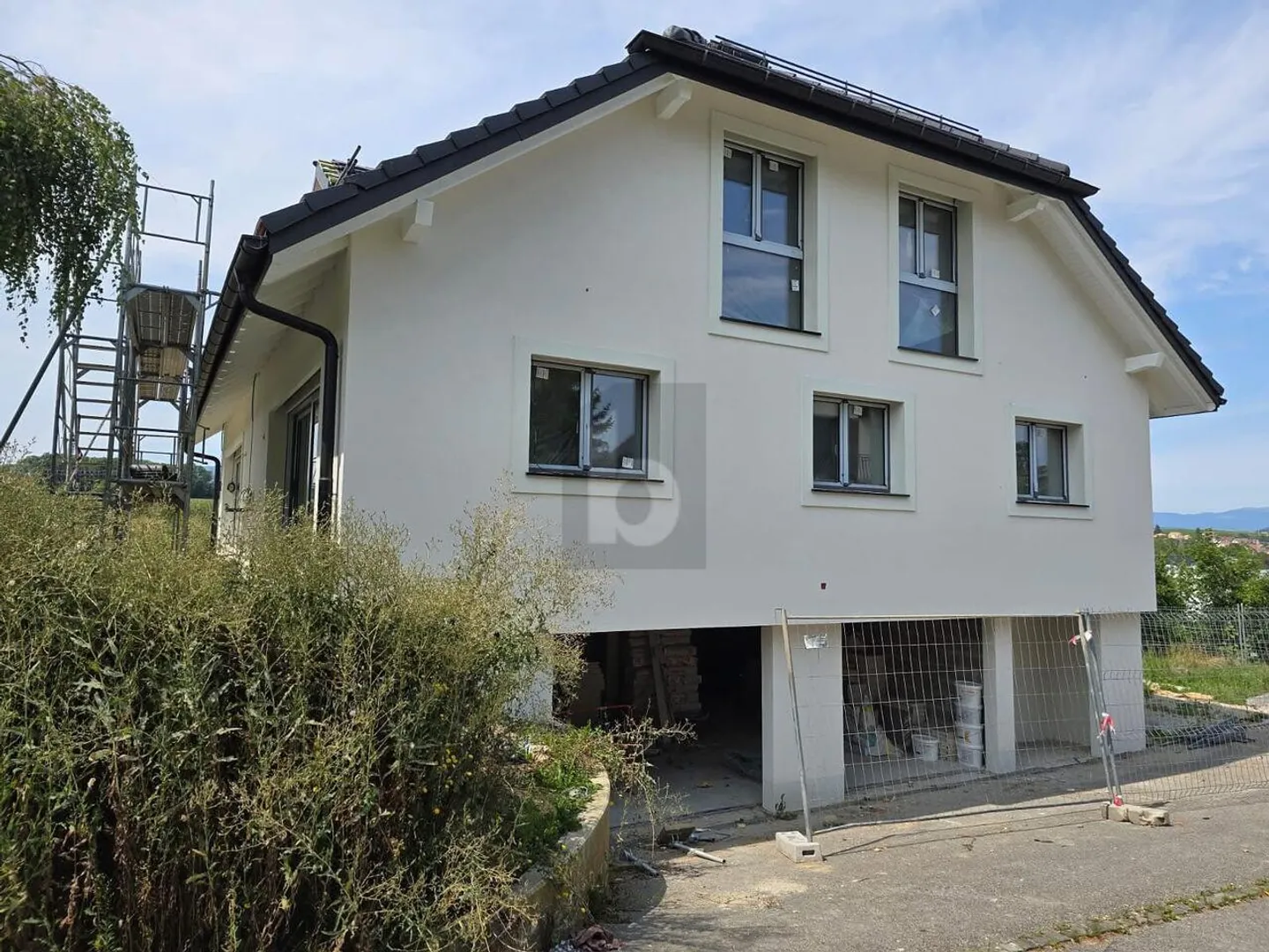 AL CONFINE DELLA ZONA AGRICOLA (VILLA SUD-OVEST) - Foto 4 di 6