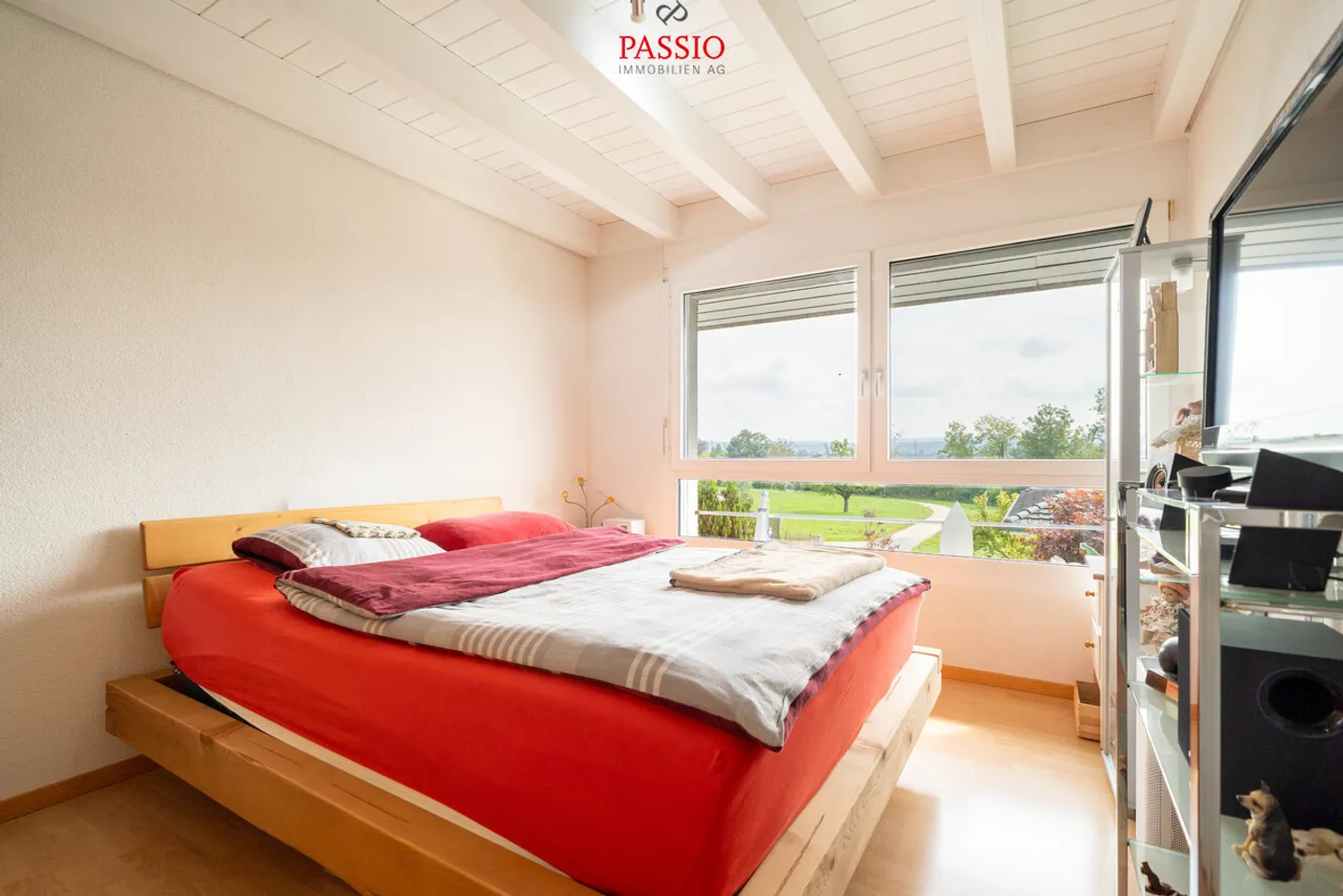 Family-friendly and nature-oriented 5.5-room semi-detached house - Photo 12 of 28