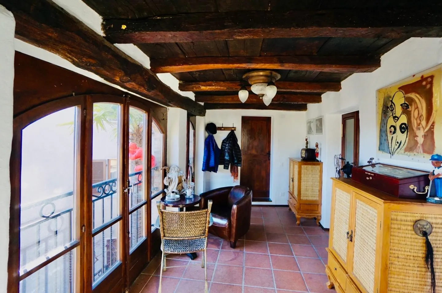 Magnificent Patrician House - Photo 11 of 17