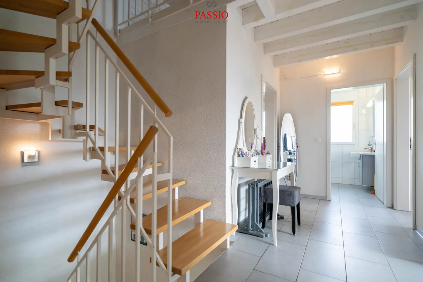 Family-friendly and nature-oriented 5.5-room semi-detached house - Photo 8 of 28